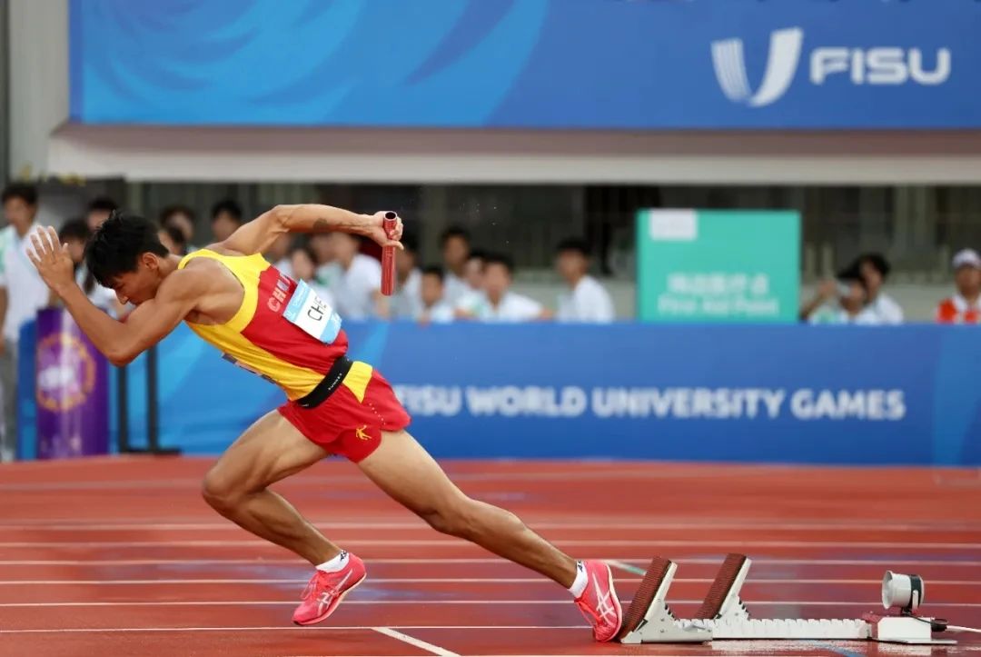 10秒08 公司学子100米成绩再创佳绩